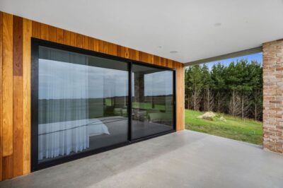 Ultramax Apartment Door