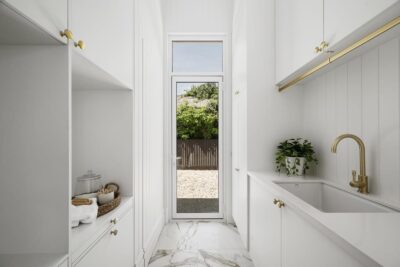 AluBREAK-COMM Hinge Door